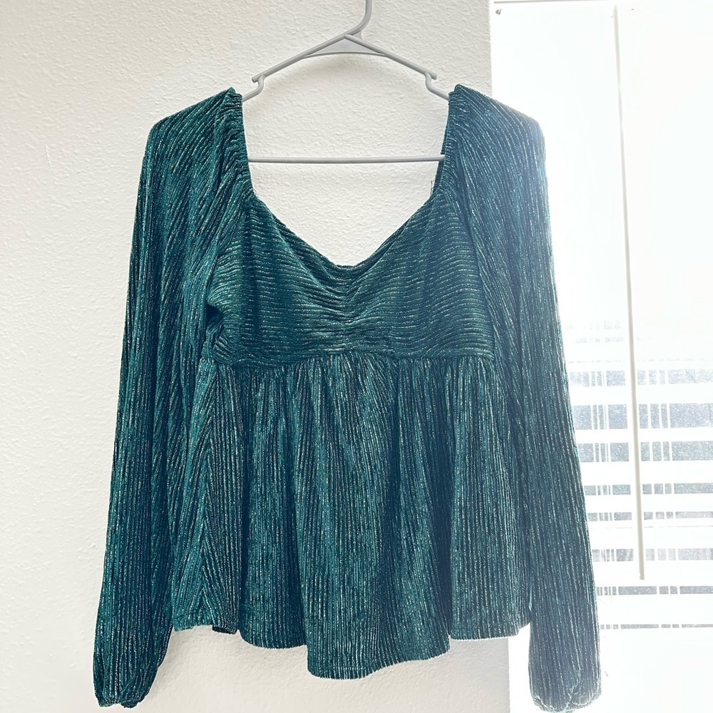 NWT Y2K blouse Teal Pleated Blouse